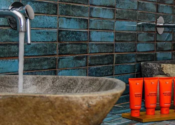 Oda ve Kahvaltı Maregold Mykonos Micro-boutique Suites, Adults Only 4*