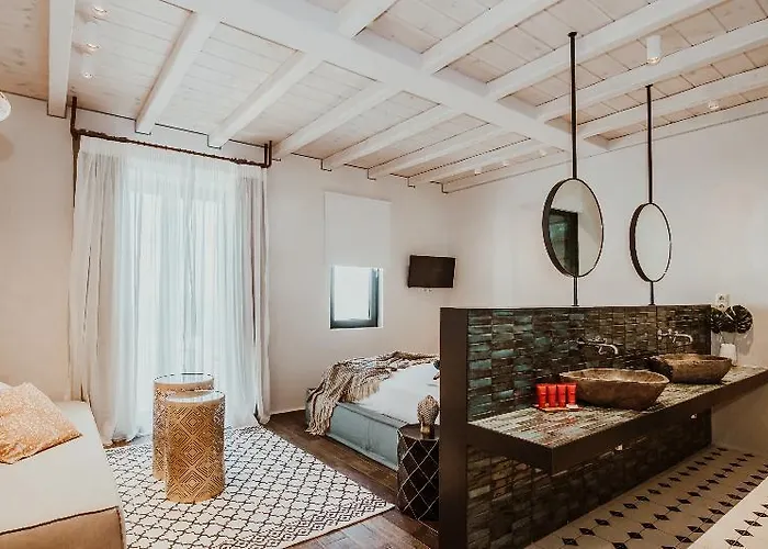 Maregold Mykonos Micro-boutique Suites, Adults Only Oda ve Kahvaltı Elia (Mykonos)