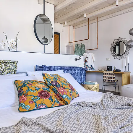 Maregold Mykonos Micro-boutique Suites, Adults Only Ελιά
