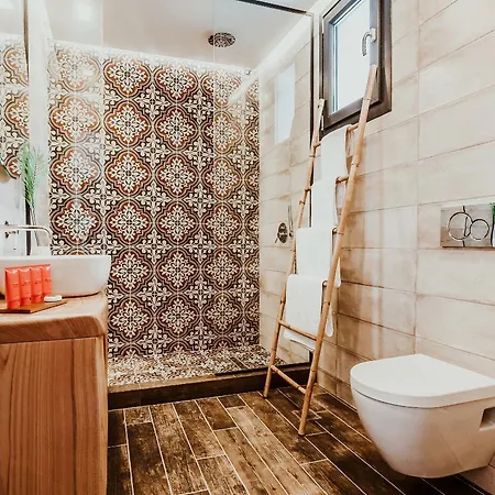 B&B Maregold Mykonos Micro-boutique Suites, Adults Only Elia (Mykonos)